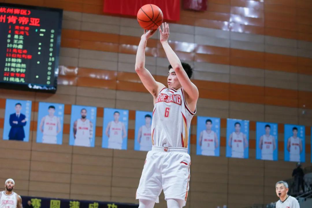 kaiyun中国官方网站-三分火力！北京队三分球命中率突破40%！的简单介绍