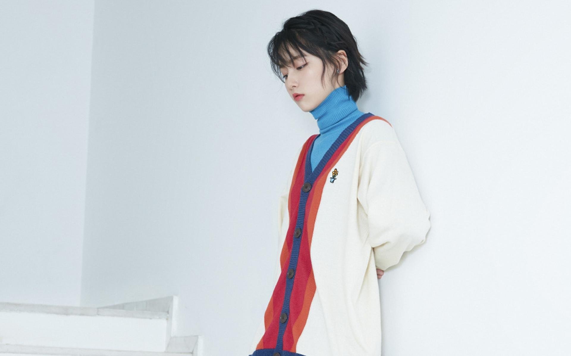 特色空中飞碟飞行体验赛,蓝天中的极速追逐,空中飞碟视频