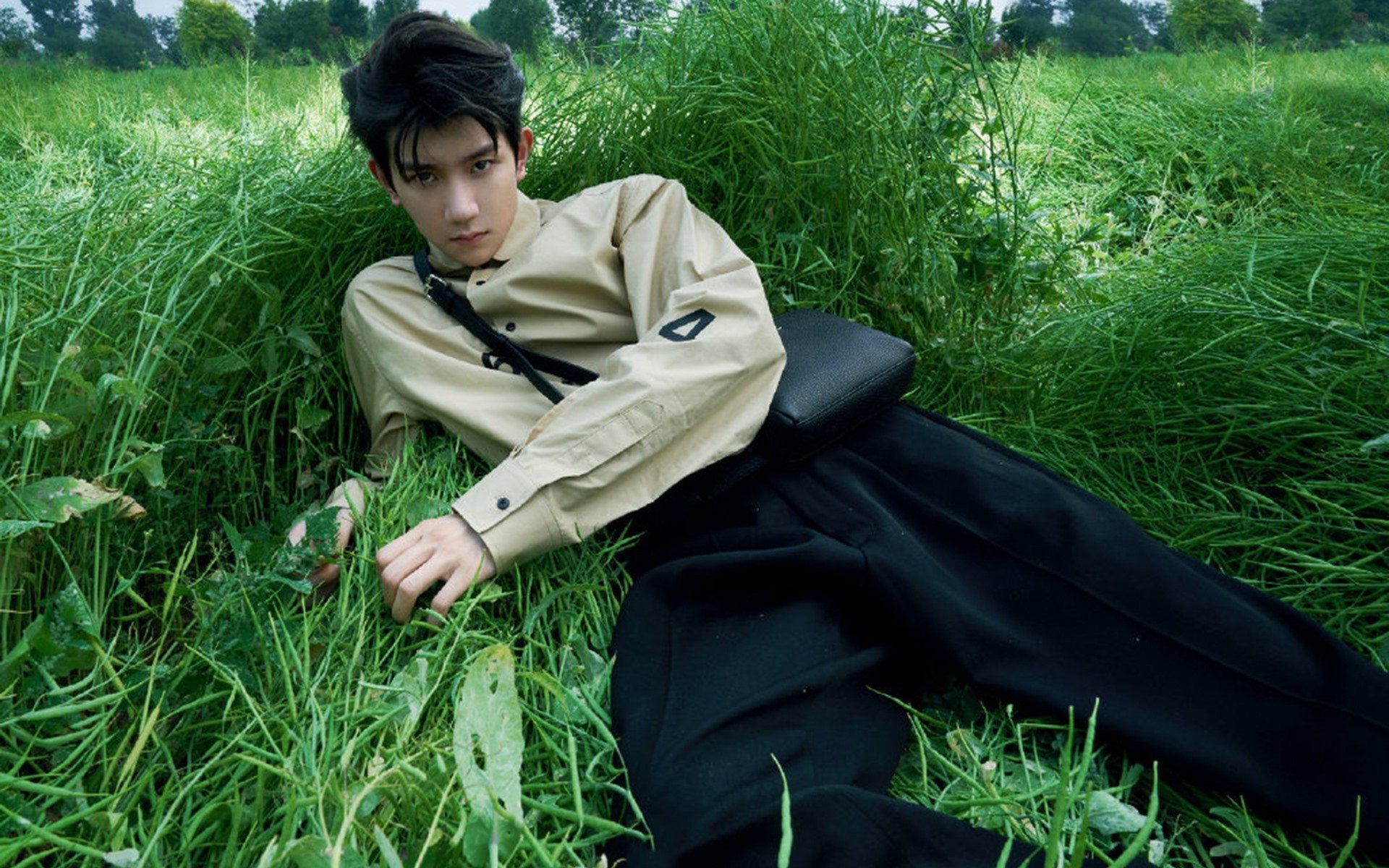 乌拉圭挑战意大利，德保利球场比赛，乌拉圭挑战意大利,德保利球场比赛结果