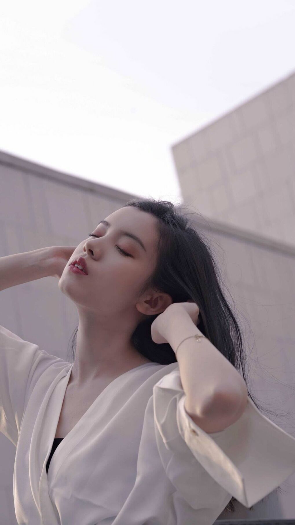 广东男篮大胜上海，积分榜再次领先，广东男篮输上海男篮