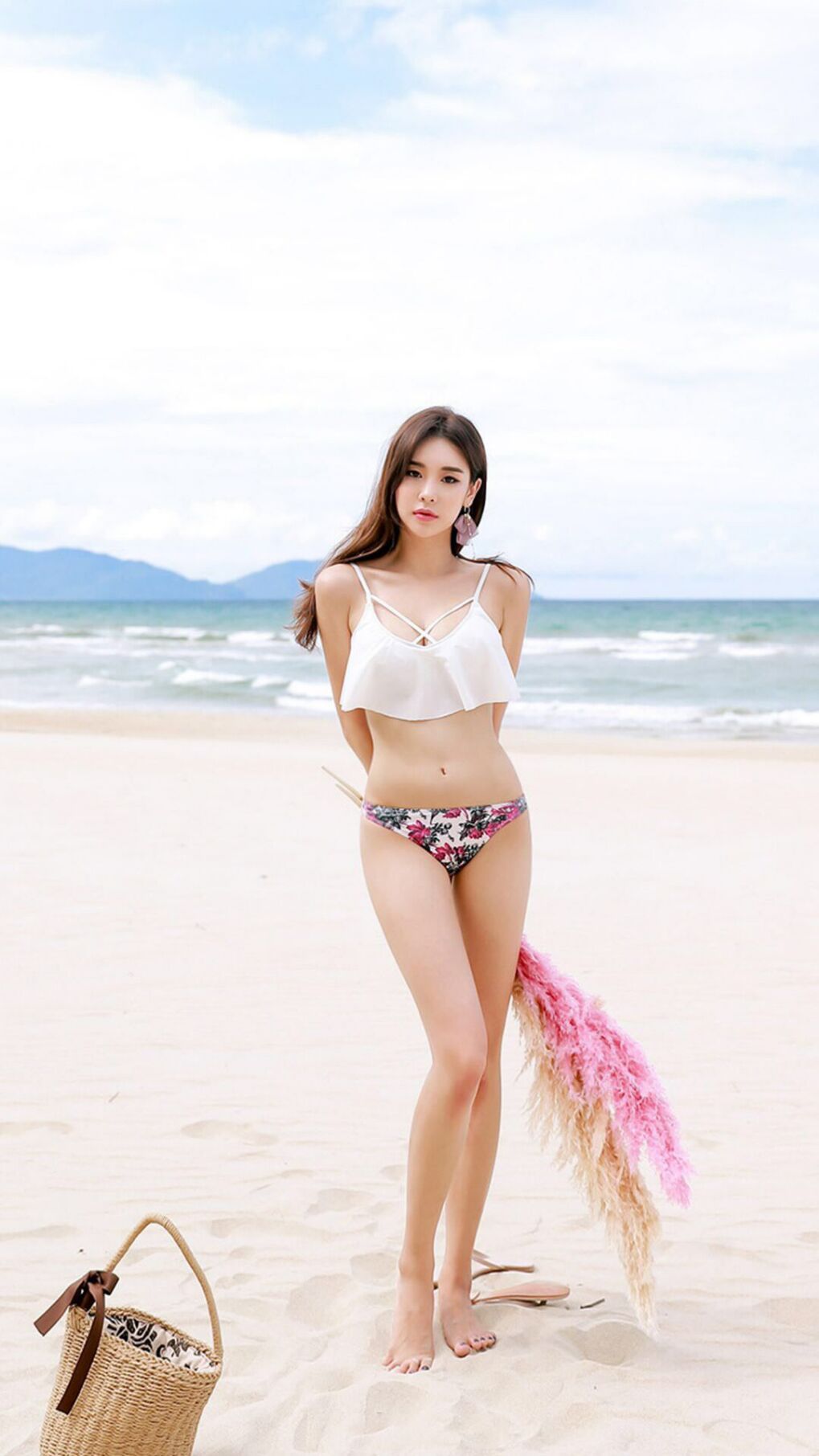 东亚杯中国足球爆冷 球员沟通成焦点，东亚足球队踢中乙时的主力名单