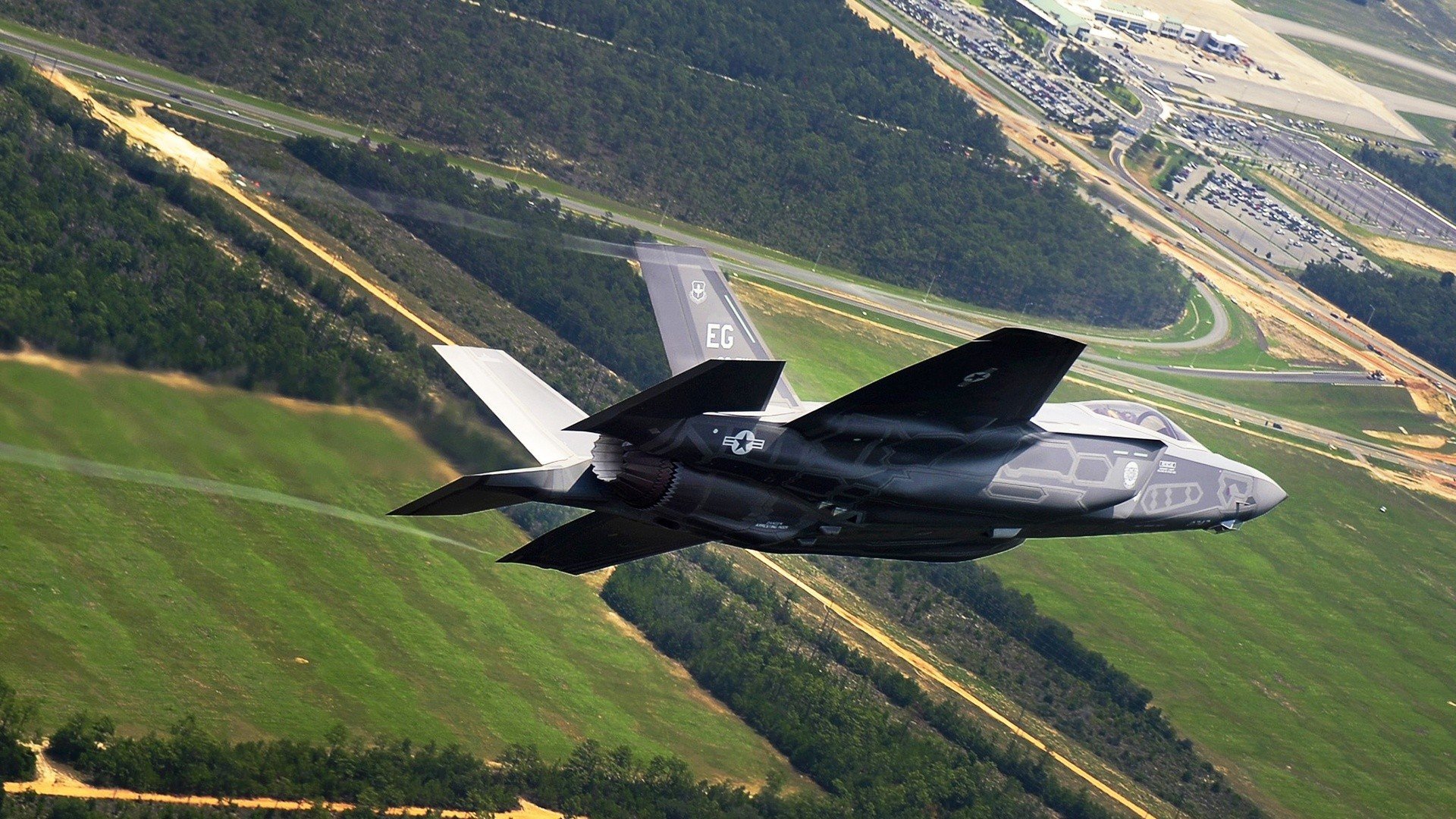 接力赛现场气氛沸腾 澳男队强势登场,澳大利亚接力队集体禁赛