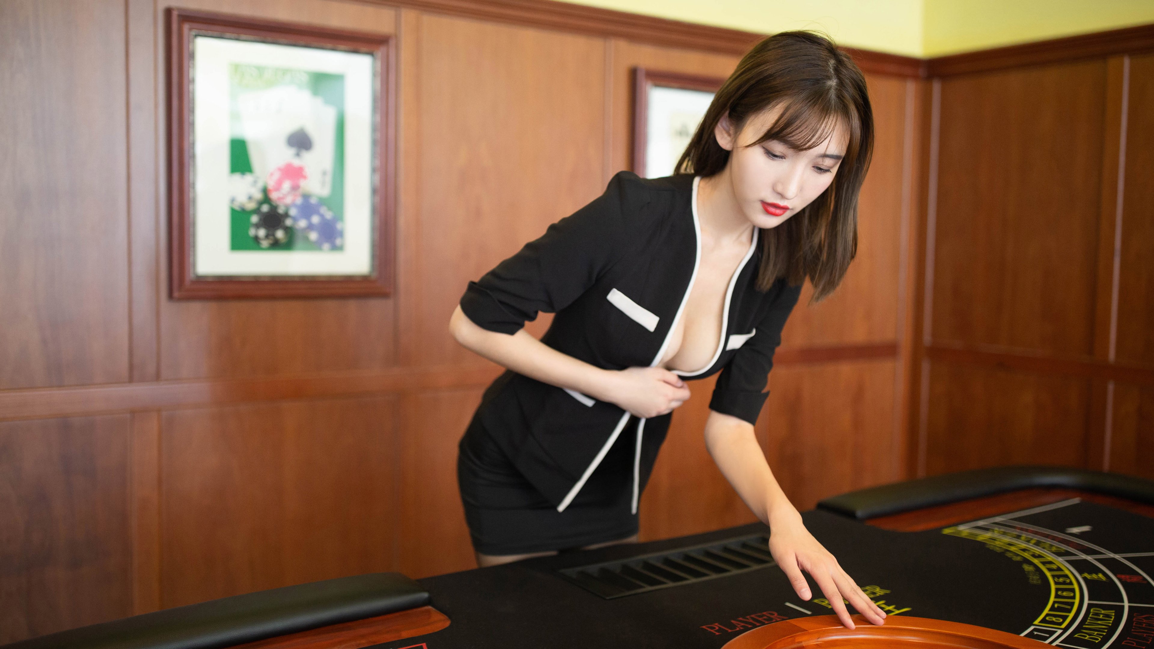 开云平台-科斯突破自我刷新赛会纪录，斯科尔斯等级突破