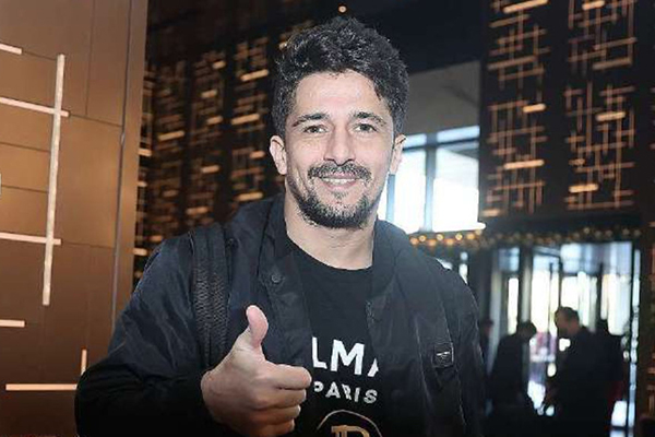 开云体育:归化球员洛国富对中国足球的文化融合与社会责任研究的简单介绍