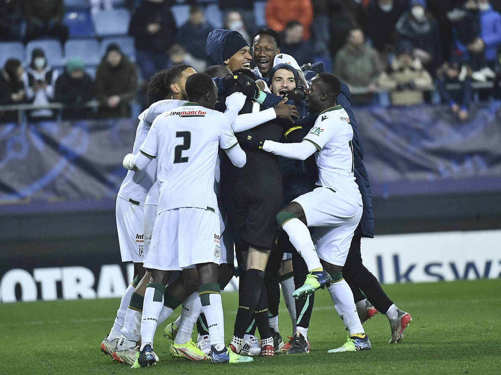 开云体育:法甲索肖的进攻战术解析与未来展望的简单介绍 开云体育:法甲索肖的进攻战术解析与未来展望的简单介绍