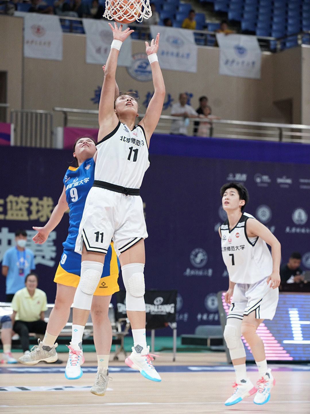 开云体育:WCBA联赛的赛场医疗保障流程:为球员提供及时的医疗服务的简单介绍 开云体育:WCBA联赛的赛场医疗保障流程:为球员提供及时的医疗服务的简单介绍