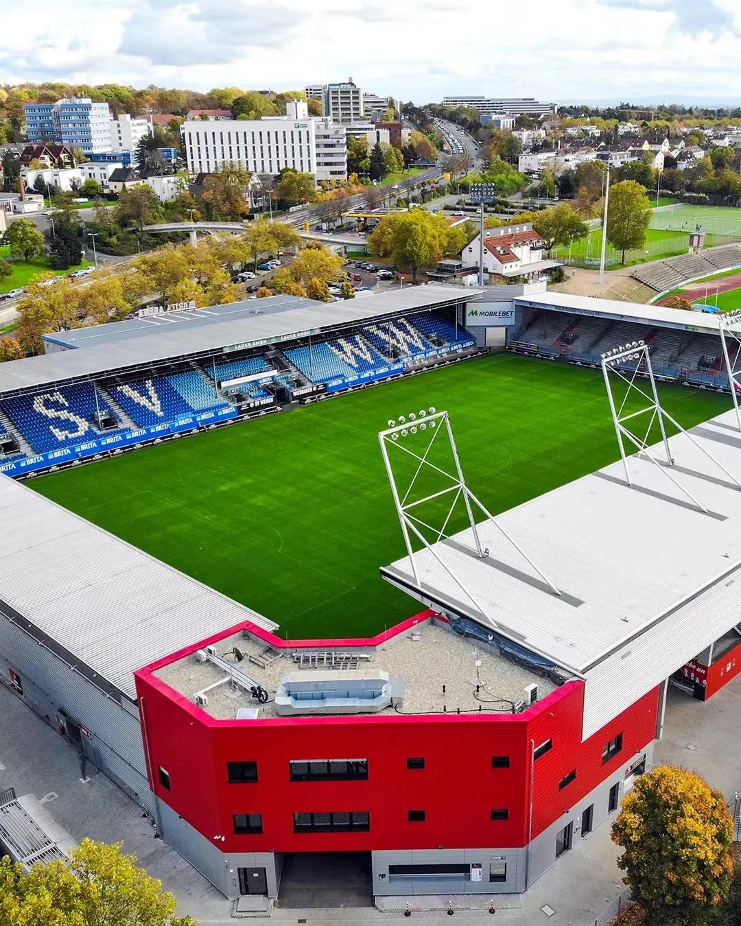 包含开云体育:德甲比勒费尔德的进攻火力与战术调整的词条 包含开云体育:德甲比勒费尔德的进攻火力与战术调整的词条